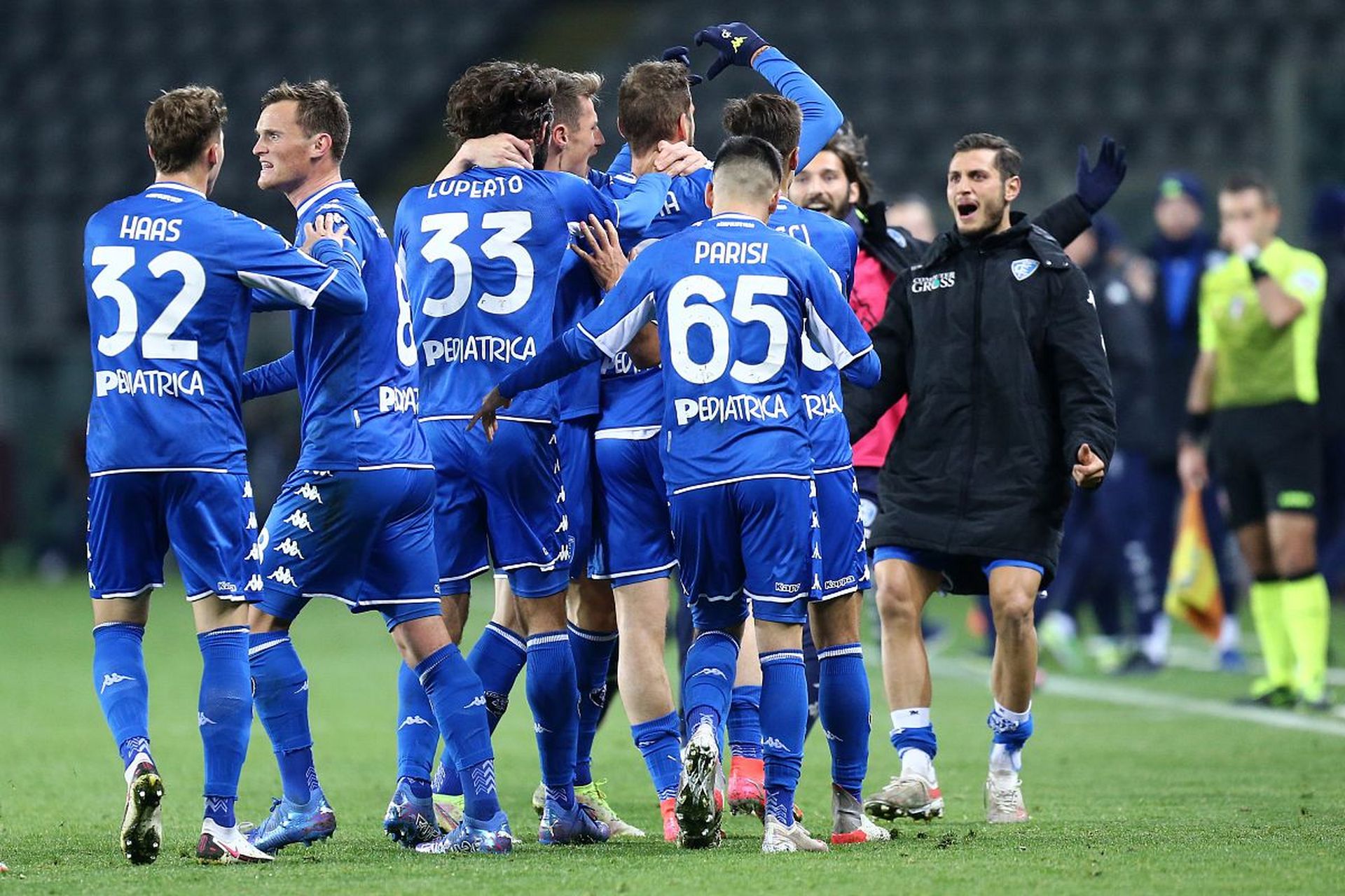 足坛声名鹊 足坛声名鹊