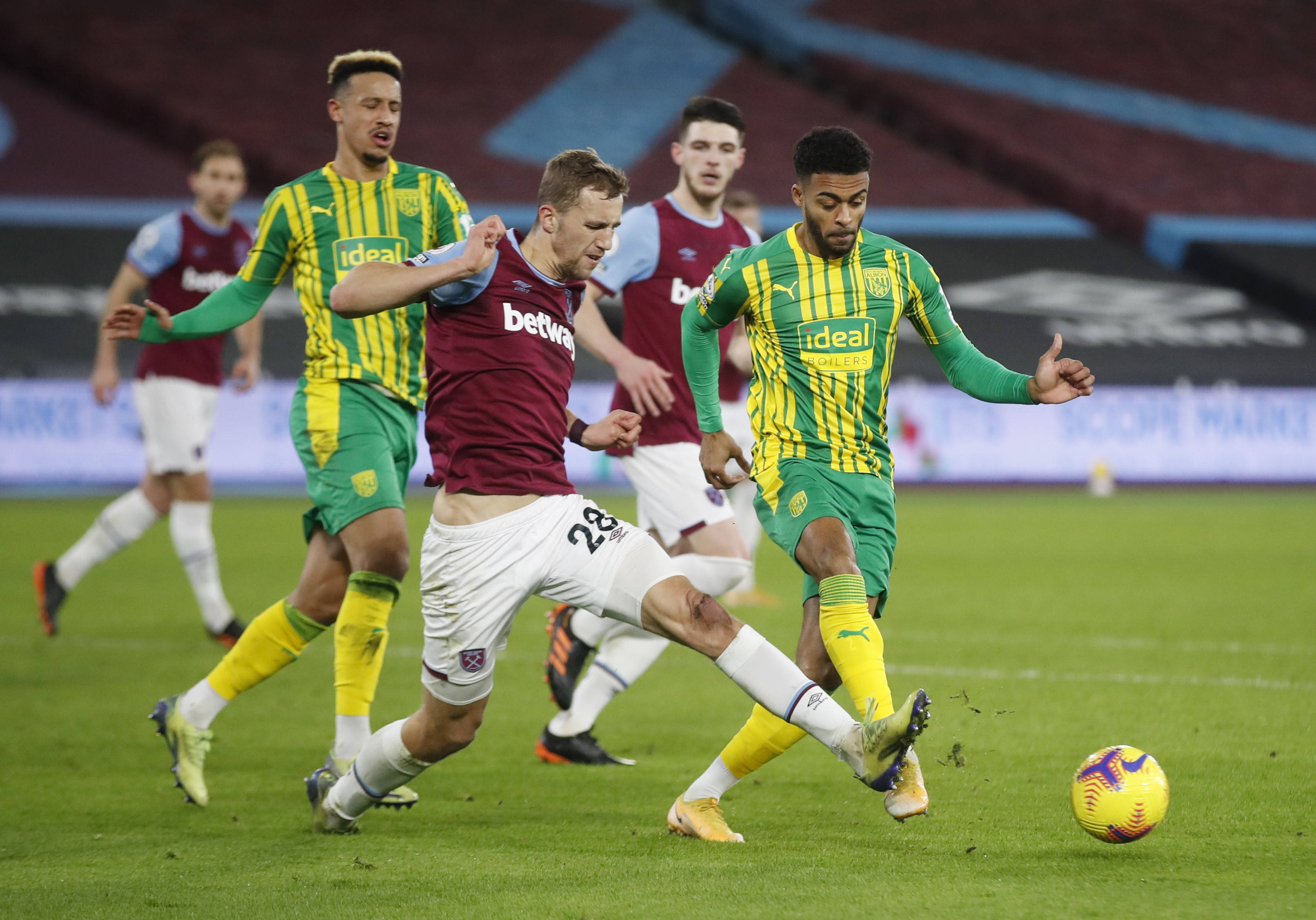 冷静与伺机 冷静与伺机